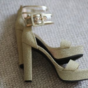 Guess Gold Sparkle Heel